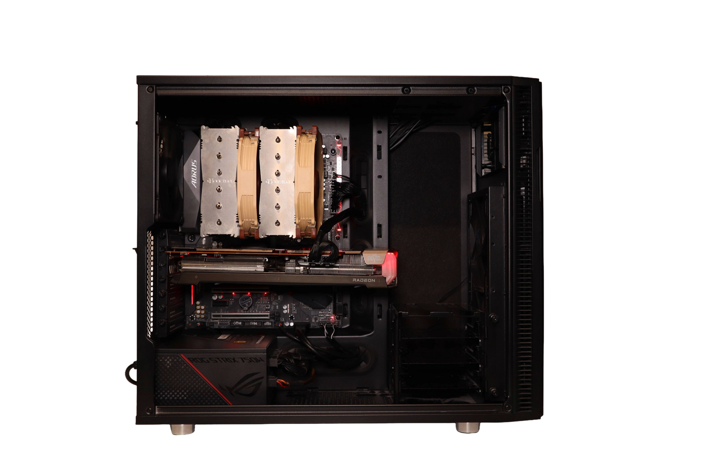 Ryzen 7 3700X / RX 6700XT 12GB / 32GB DDR4 / 1TB M.2 SSD / 12kk Takuu!