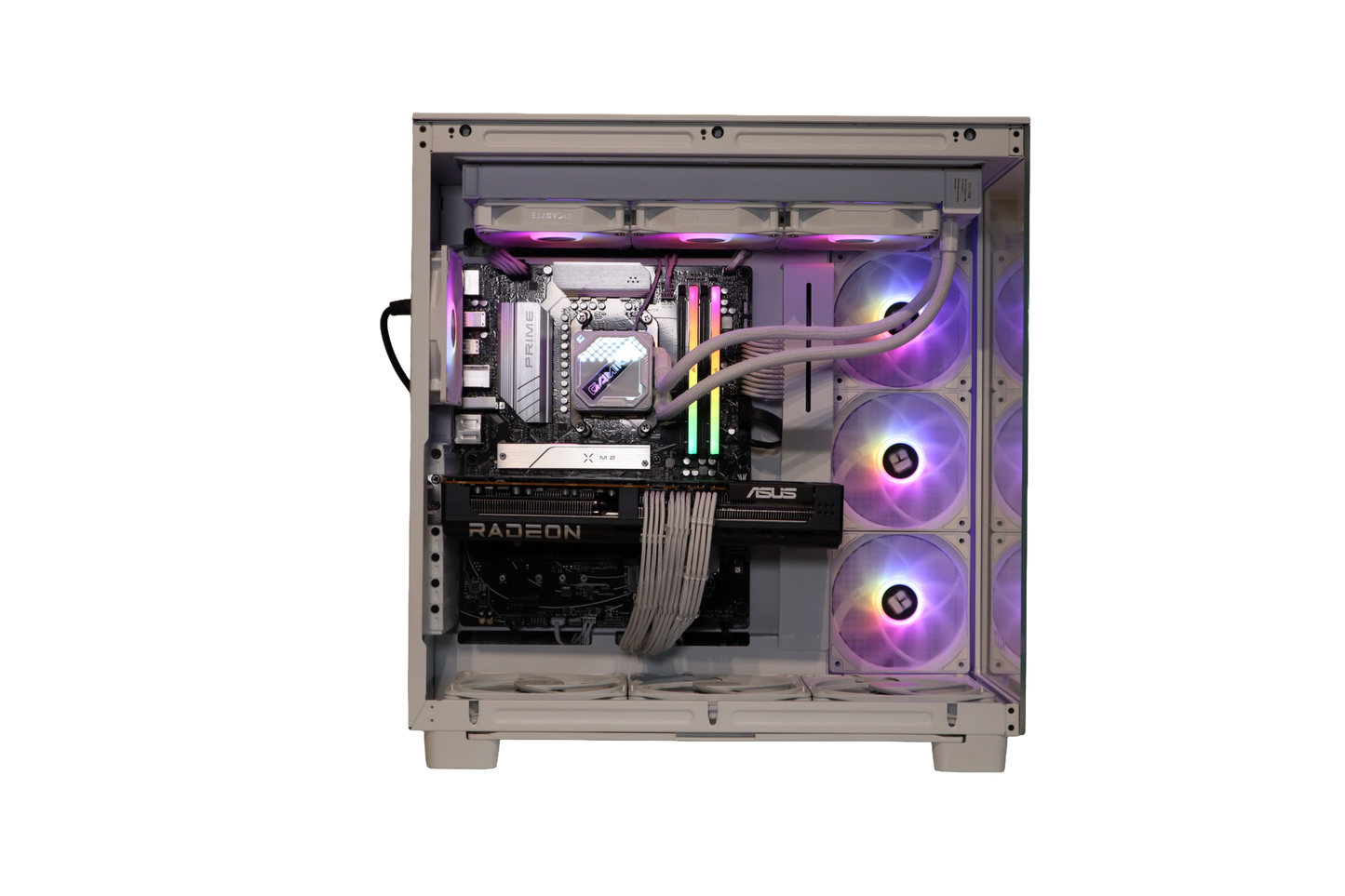 Ryzen 7 7800X3D / RX 9070 XT / 12kk Takuu!
