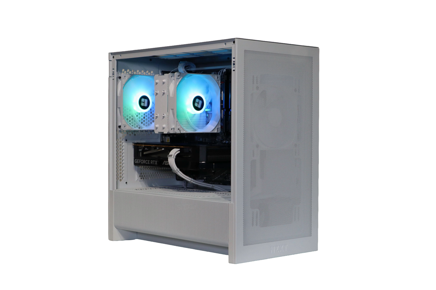 Ryzen 5 7600X / RTX 5060 / 12kk Takuu!
