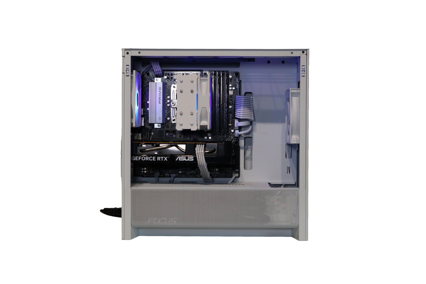 Ryzen 5 7600X / RTX 5060 / 12kk Takuu!