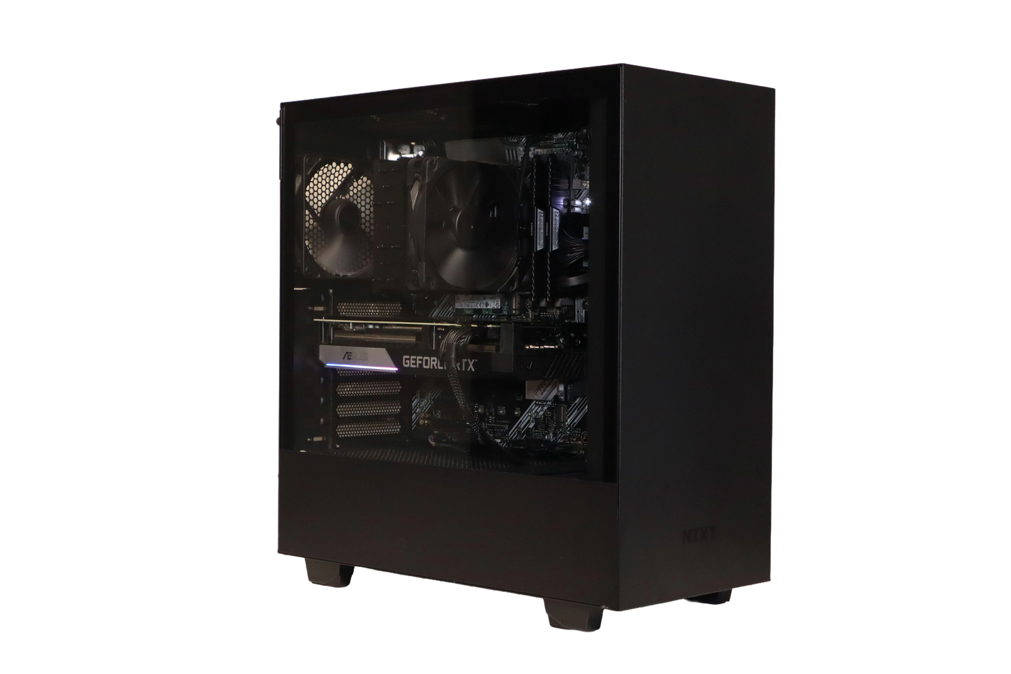 Ryzen 5 5600X / RTX 3070 / 12kk Takuu!