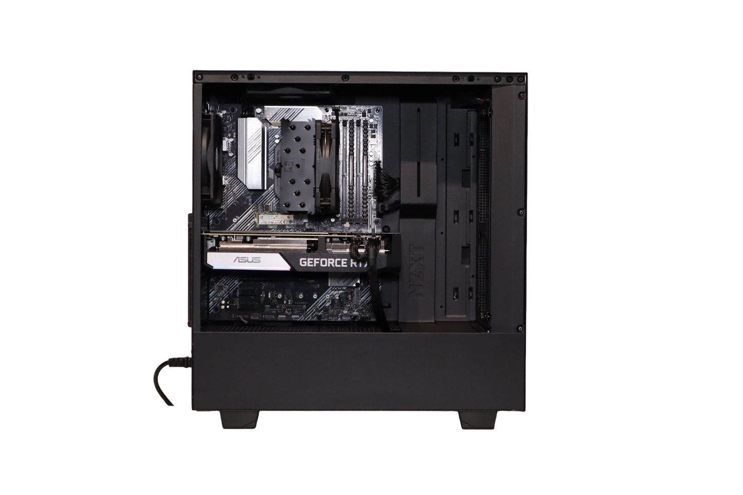 Ryzen 5 5600X / RTX 3070 / 12kk Takuu!