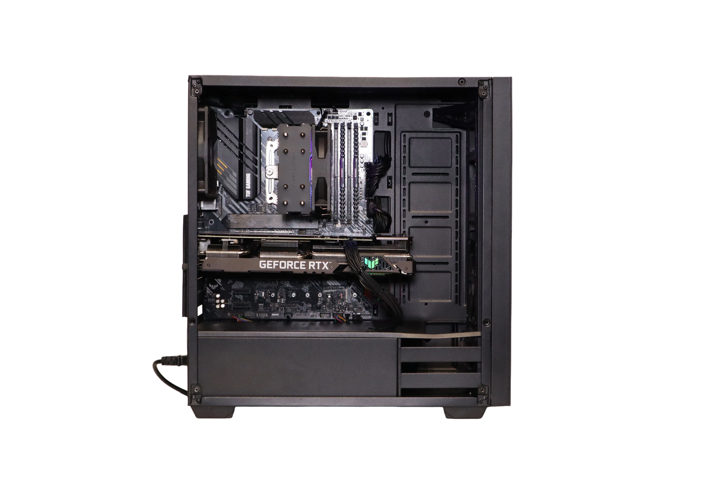 Ryzen 5 5600X / RTX 3060 / 12kk Takuu!