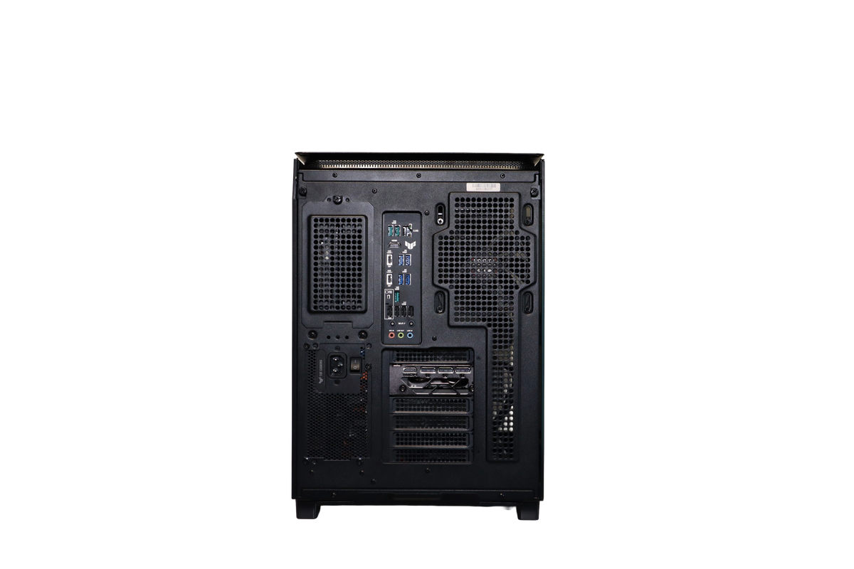 Ryzen 9 9950X / RTX 5070 Ti / 12kk Takuu!