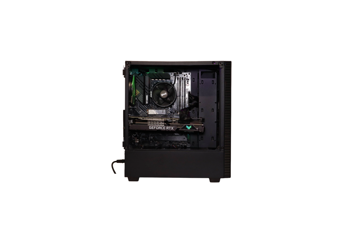 Ryzen 5 5600X / RTX 3070 Ti / 12kk Takuu!