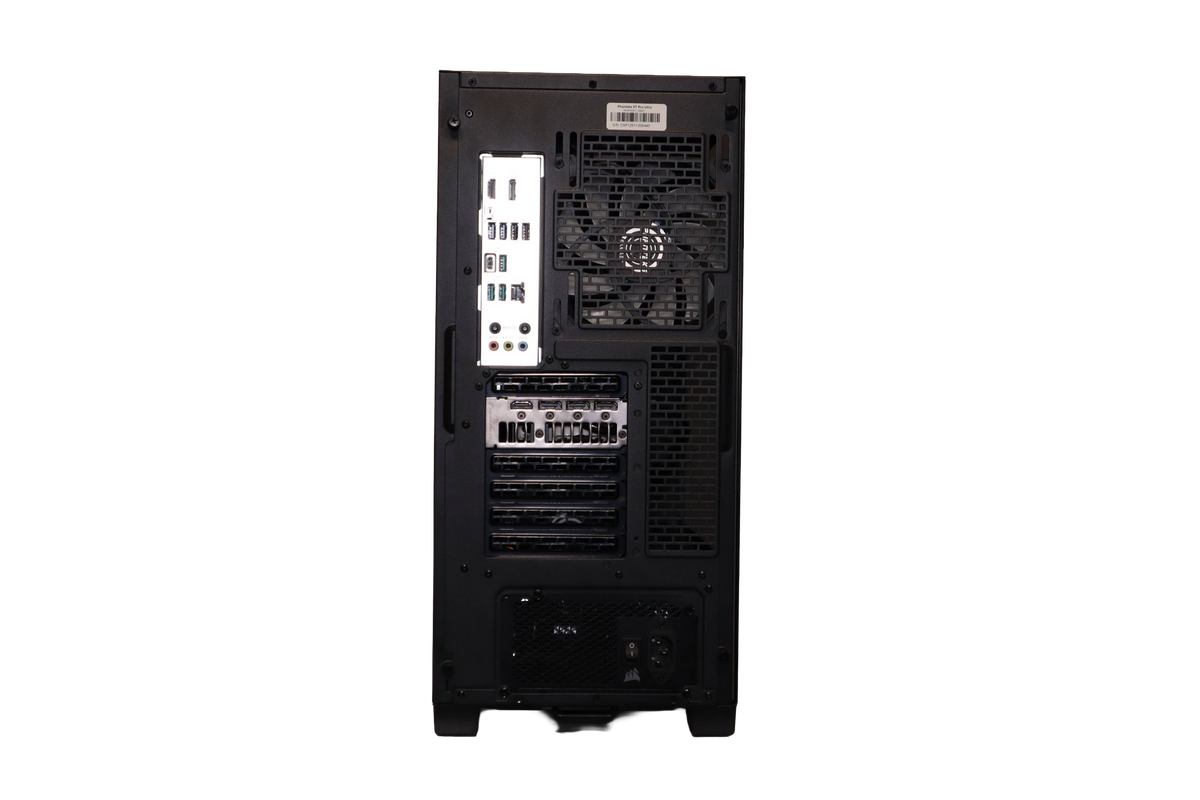 Ryzen 7 7800X3D / RTX 5070 / 12kk Takuu!