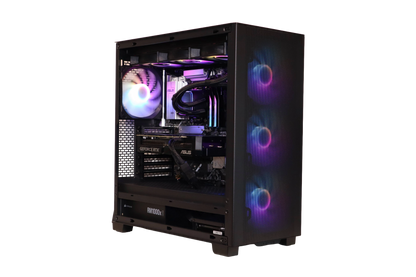 Ryzen 7 7800X3D / RTX 5070 / 12kk Takuu!