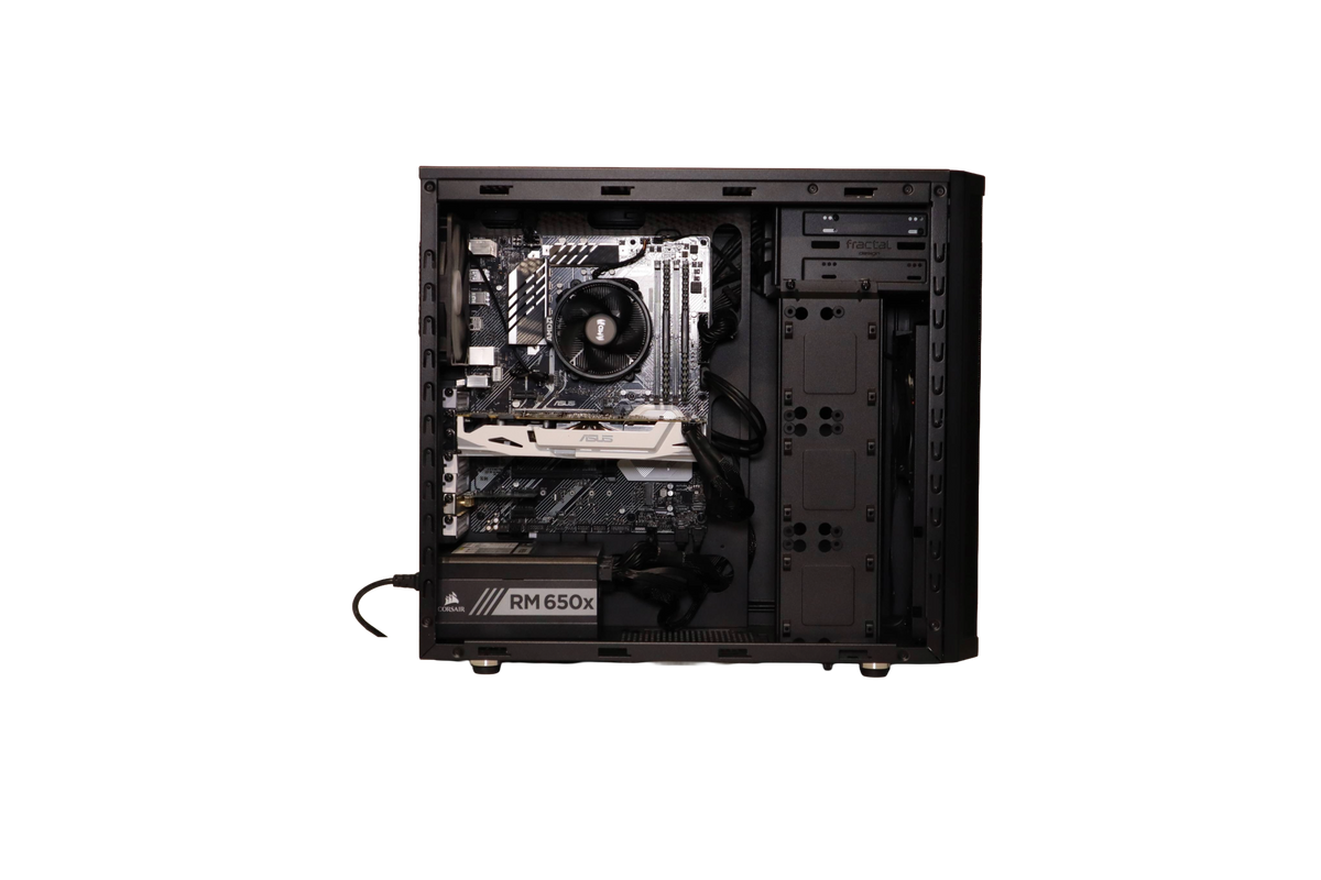 Ryzen 5 3600 / GTX 1070 / 12kk Takuu!